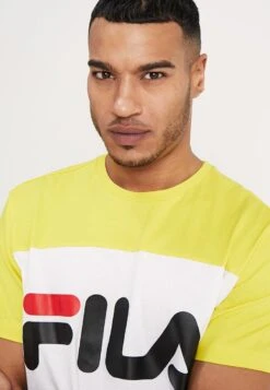 Fila Day Tee - Camiseta Estampada - Black Empire Yellow Bright White -Fila 1c8b028ec5254c75bdcf58035714acc9