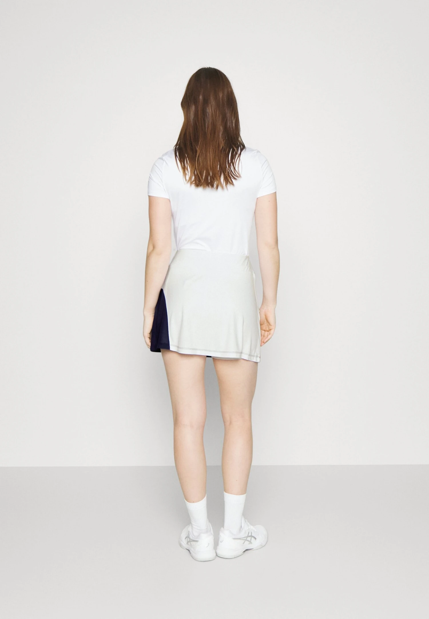 Fila Skort Michi - Falda De Deporte - White/Navy 3 Fila Skort Michi - Falda De Deporte - White/Navy - Imagen 3