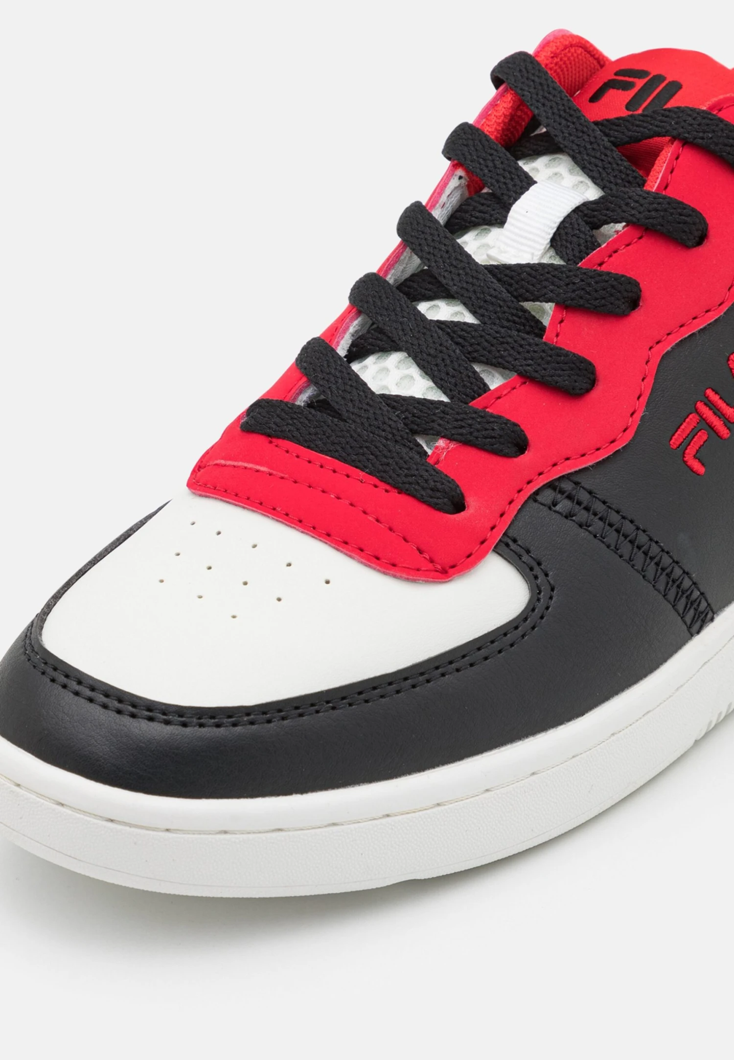 Fila Noclaf Cb Low Unisex - Zapatillas - Black 6 Fila Noclaf Cb Low Unisex - Zapatillas - Black - Imagen 6