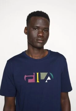 Fila Berling Tee - Camiseta Estampada - Black Iris -Fila 523d577ea0274907a073474dff2aa151