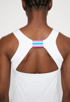 Fila Alissa - Top - White -Fila 5bd3bf3f0a714aff89ea2c1818aa547e