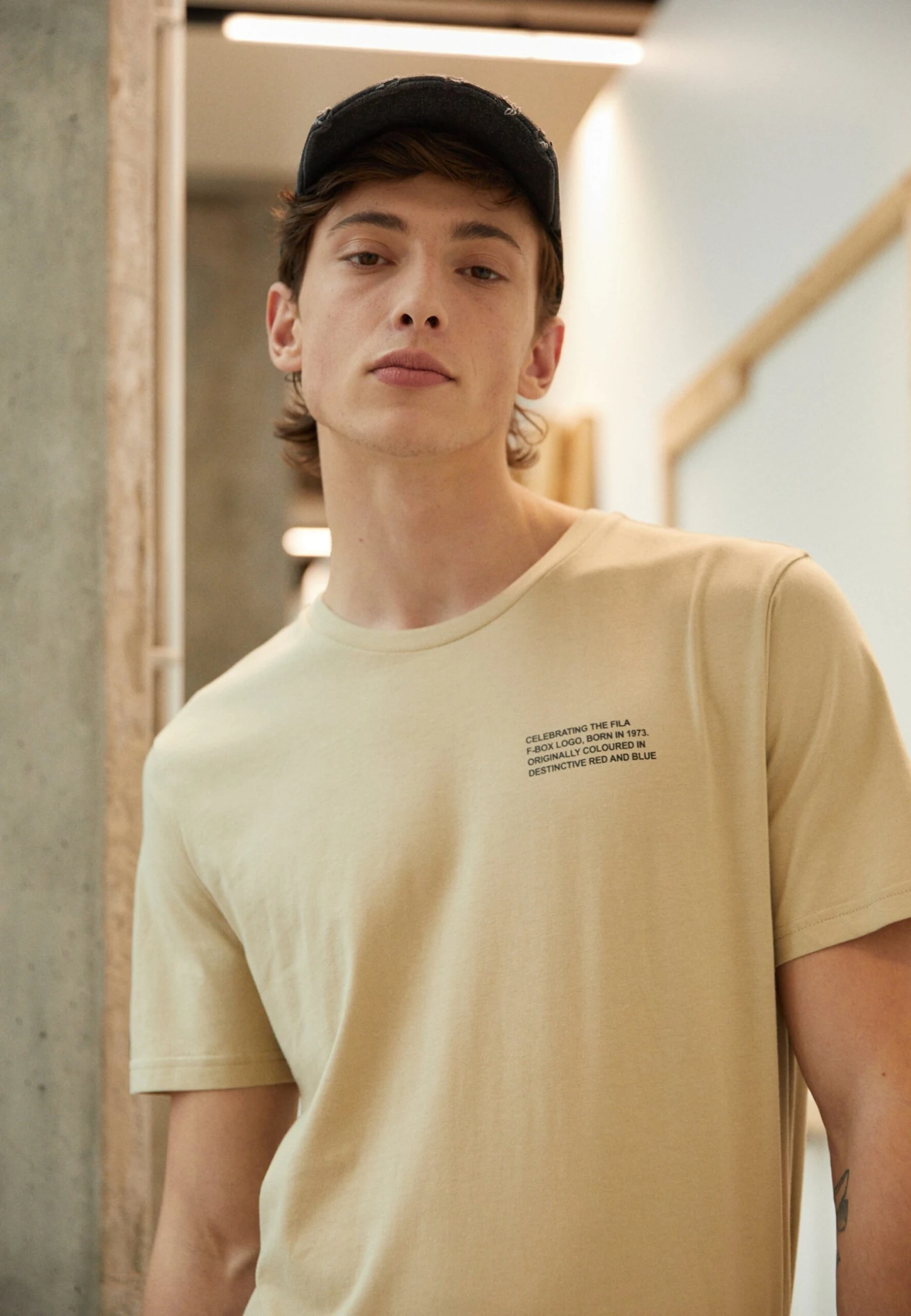 Fila Borne Regular Graphic Tee - Camiseta Estampada - Fields Of Rye 1 Fila Borne Regular Graphic Tee - Camiseta Estampada - Fields Of Rye