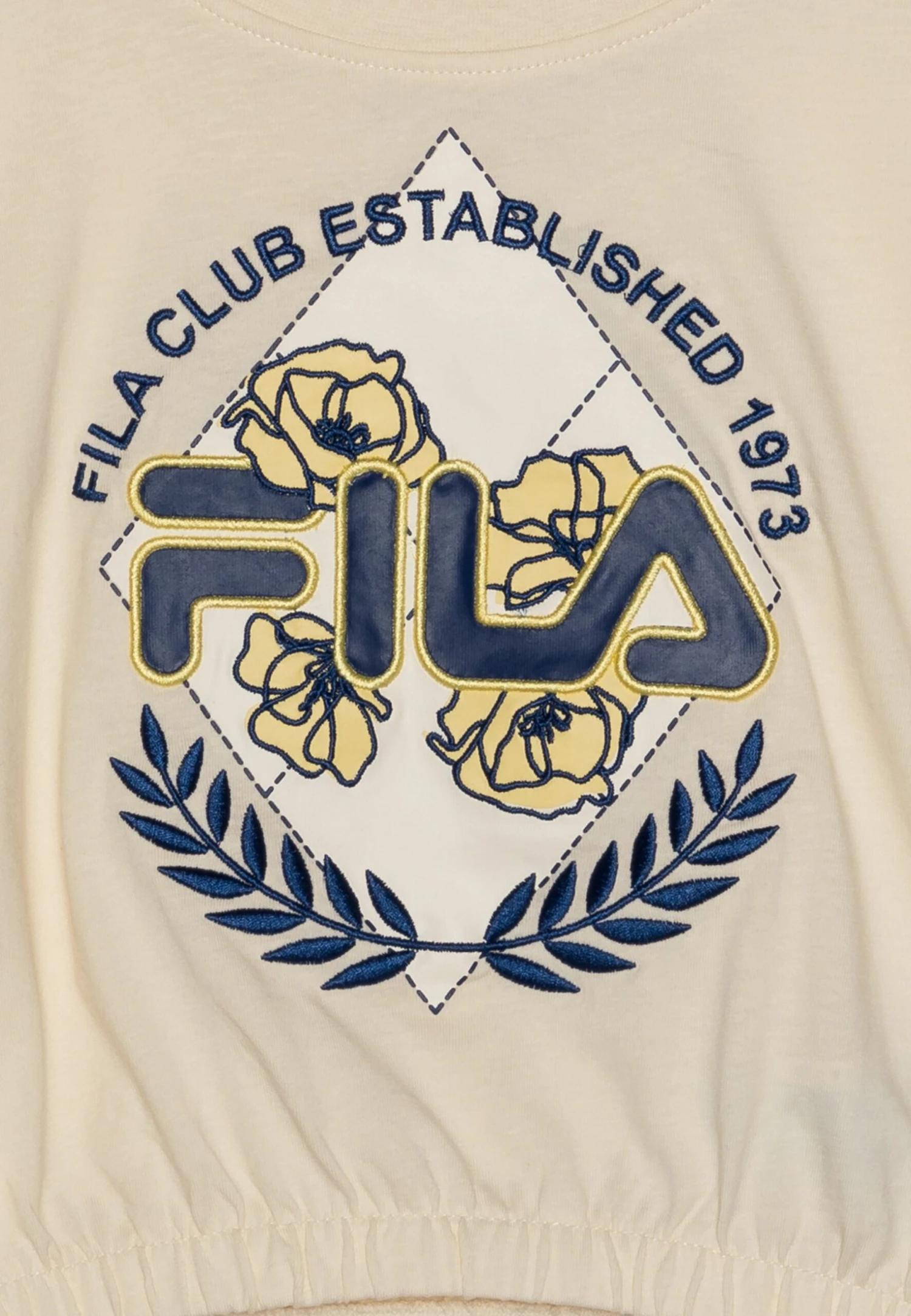 Fila Tamm Cropped Tee - Camiseta Estampada - Antique White 3 Fila Tamm Cropped Tee - Camiseta Estampada - Antique White - Imagen 3