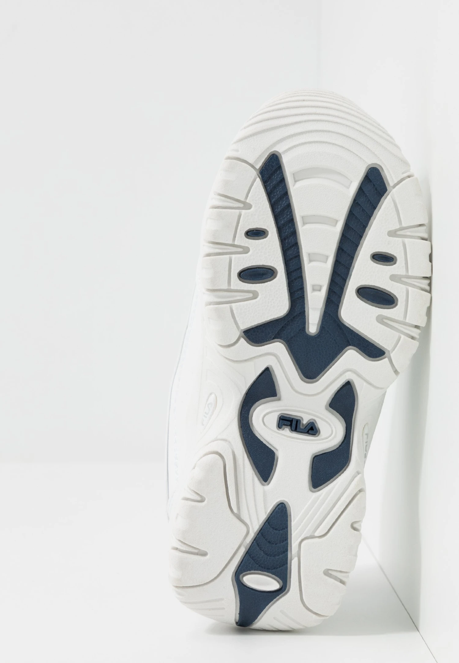 Fila Strada Kids Teens - Zapatillas - White 6 Fila Strada Kids Teens - Zapatillas - White - Imagen 6