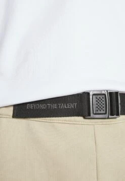 Fila Vr46 - Shorts - Fields Of Rye -Fila 6de2d80fc5a94422a097d13dddd8b656