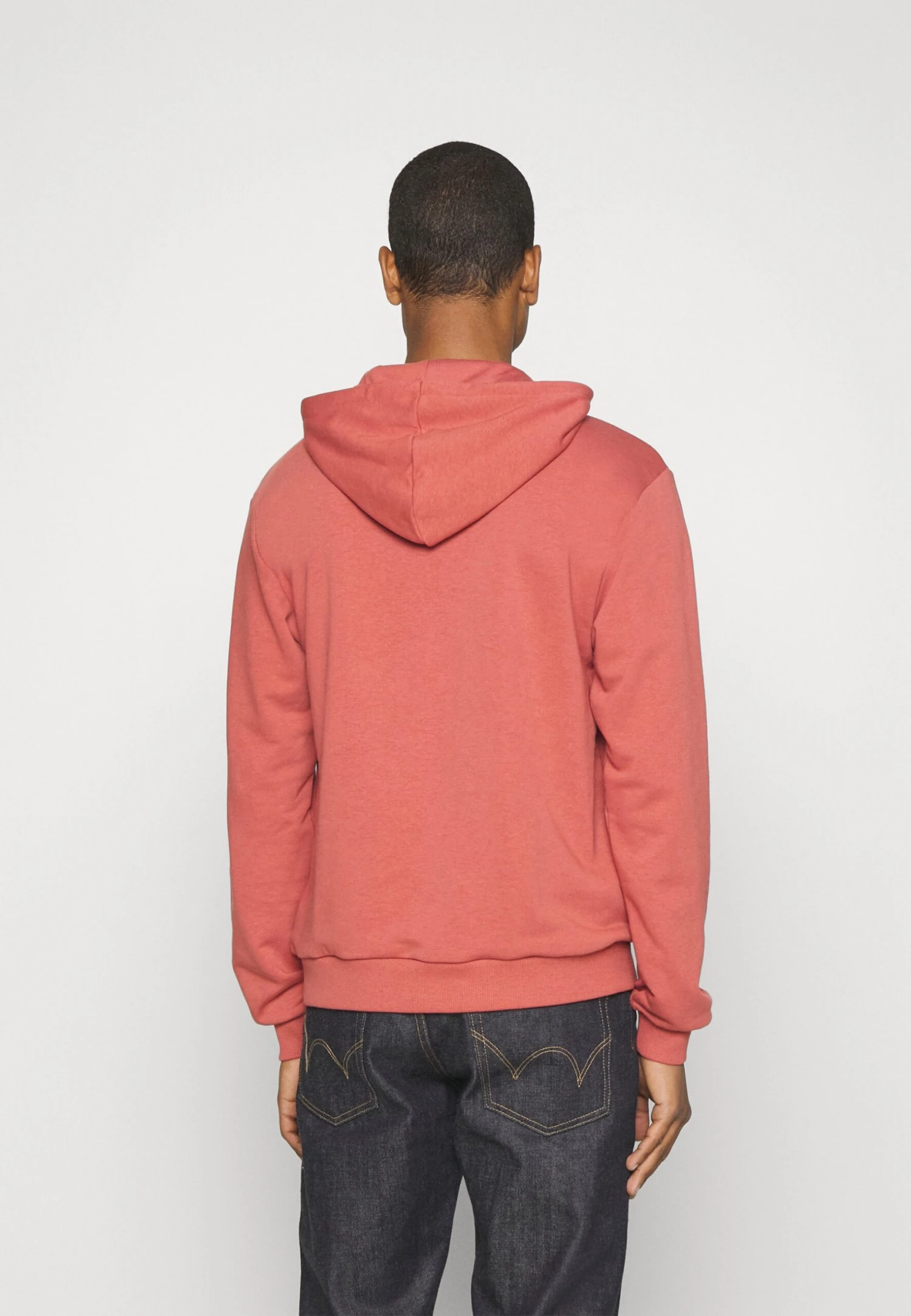 Fila Bengel Regular Hoody Unisex - Jersey Con Capucha - Marsala 3 Fila Bengel Regular Hoody Unisex - Jersey Con Capucha - Marsala - Imagen 3