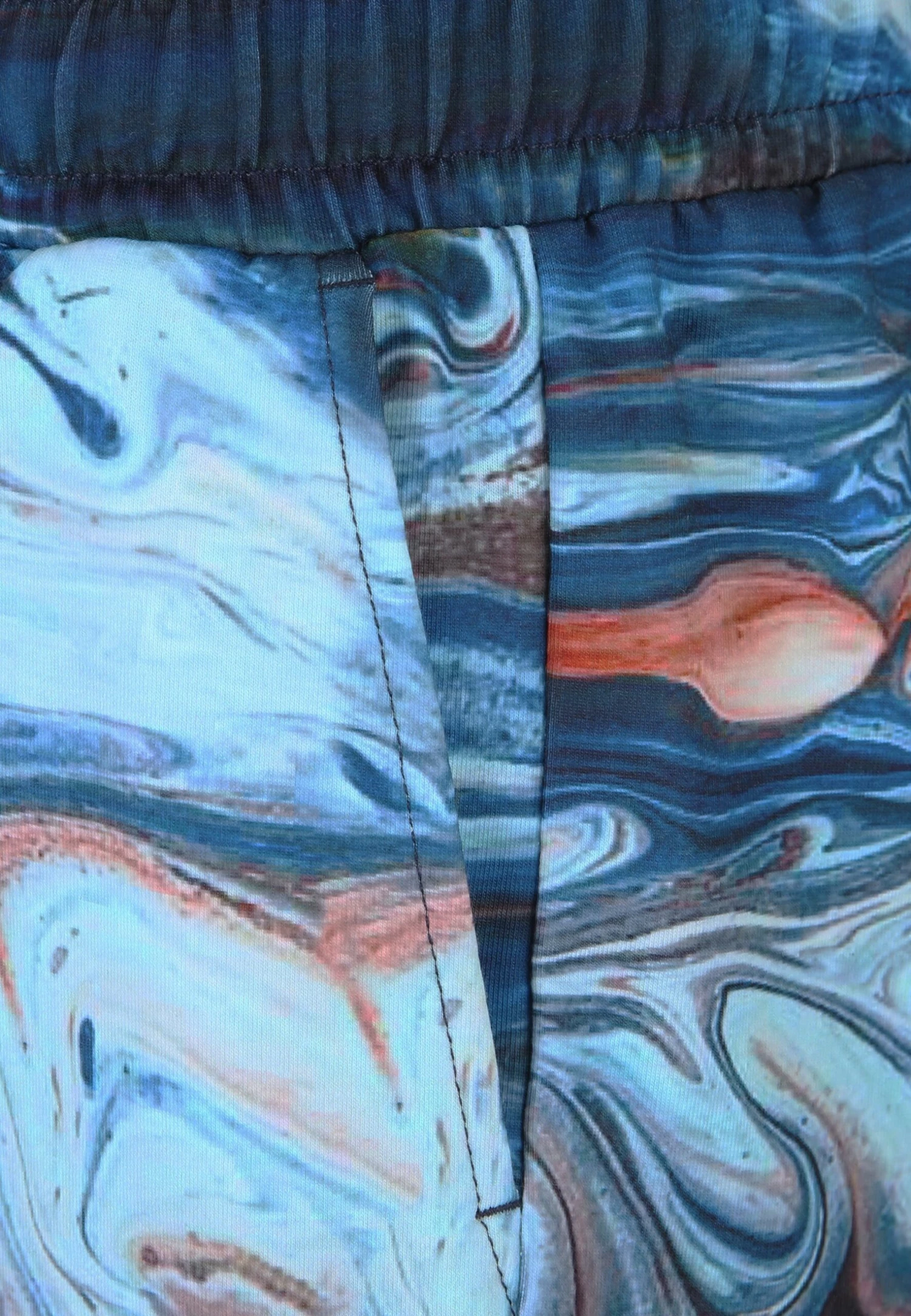 Fila Cuneo- Shorts - Blueacrylicpouring Aop 5 Fila Cuneo- Shorts - Blueacrylicpouring Aop - Imagen 5