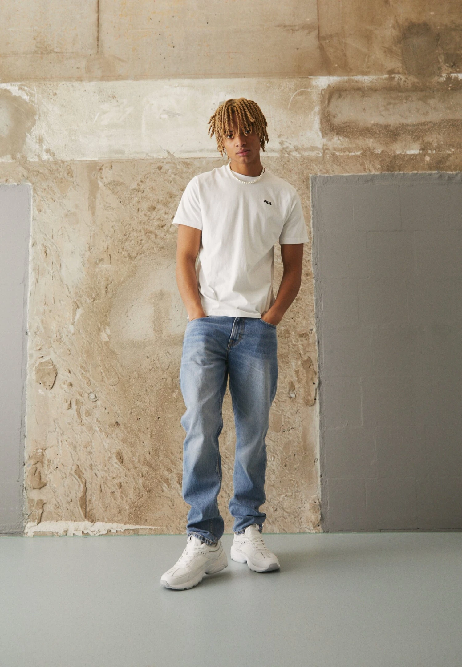 Fila Berloz Tee Unisex - Camiseta Básica - Bright White 2 Fila Berloz Tee Unisex - Camiseta Básica - Bright White - Imagen 2