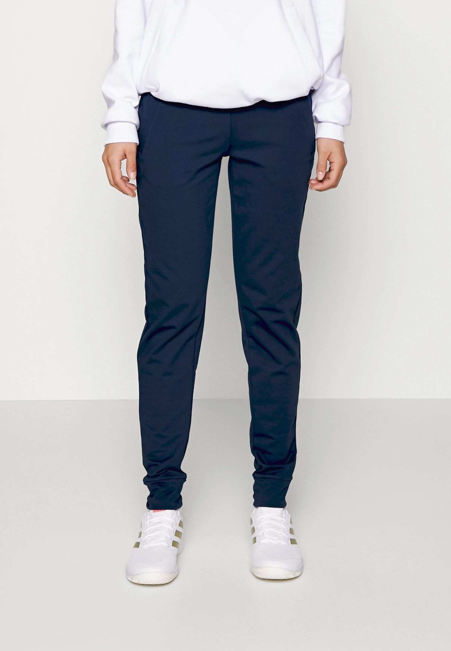 Fila Liz - Pantalones Deportivos - Peacoat Blue 1 Fila Liz - Pantalones Deportivos - Peacoat Blue