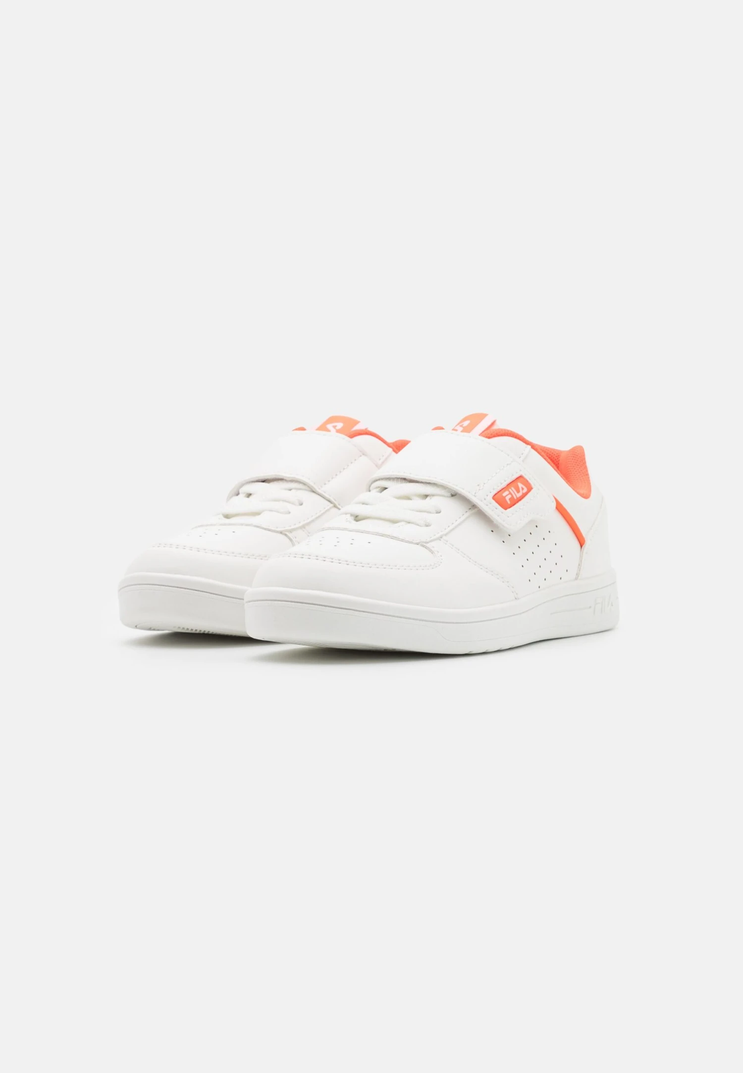 Fila Court Unisex - Zapatillas - White/Fiery Coral 2 Fila Court Unisex - Zapatillas - White/Fiery Coral - Imagen 2
