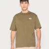 Fila Taipas Oversized Tee - Camiseta Estampada - Burnt Olive