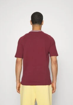 Fila Biloxi Tee Unisex - Camiseta Básica - Tawny Port 7 Fila Biloxi Tee Unisex - Camiseta Básica - Tawny Port -Fila 8923294a07c743b5b56a920ee0b6f303