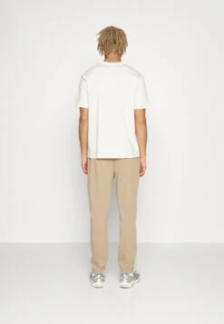 Fila Costa Pants - Pantalones Deportivos - Sepia Tint 10 Fila Costa Pants - Pantalones Deportivos - Sepia Tint -Fila 945e1f4cbeed421cb350edd97a934d99