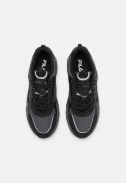 Fila Novarra Unisex - Zapatillas - Black -Fila a63c9c0e985f4cc5a3c3fe9ccdc55e7a