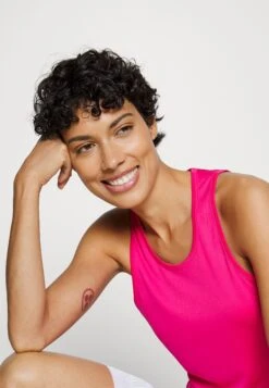 Fila Maelle - Top - Pink Peacock 9 Fila Maelle - Top - Pink Peacock -Fila ae0e1d25346a4b48812b6565b26f5010