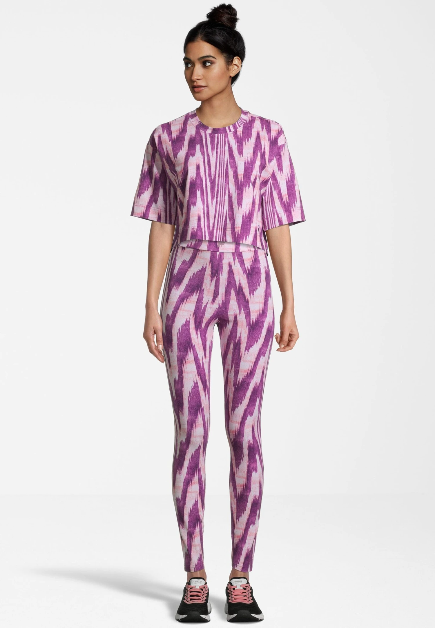 Fila Calla Heigh Waist - Medias - Purple Abstract Etno Aop 2 Fila Calla Heigh Waist - Medias - Purple Abstract Etno Aop - Imagen 2