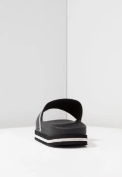 Fila Morro Bay Zeppa - Sandalias Planas - Black -Fila d5b3ae3e78e84ed389137c4635317808