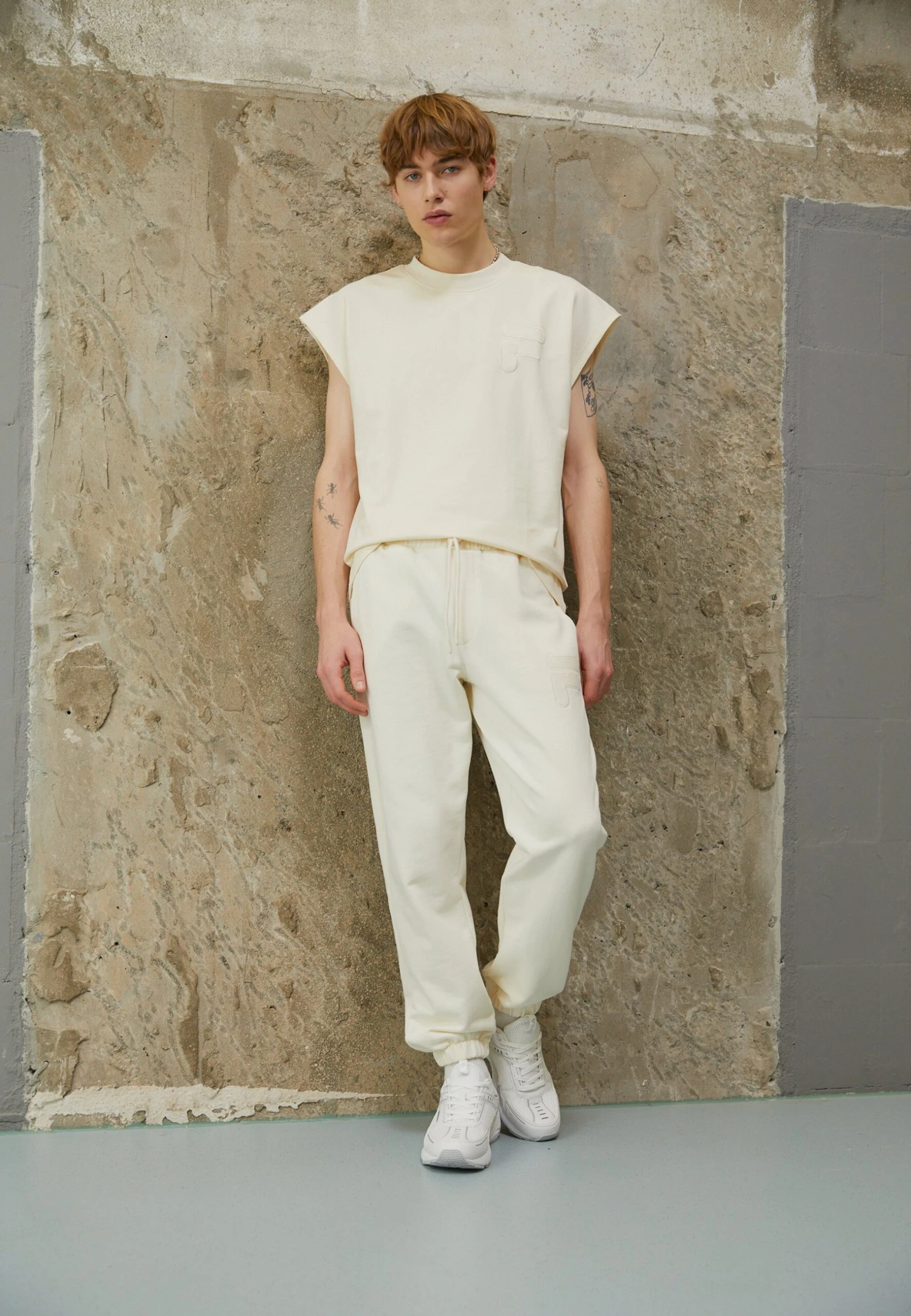 Fila Copertino Oversized Tank - Camiseta Estampada - Antique White 2 Fila Copertino Oversized Tank - Camiseta Estampada - Antique White - Imagen 2