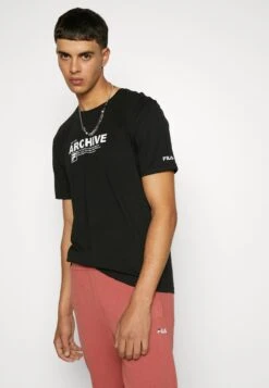 Fila Burbach Tee - Camiseta Estampada - Black 13 Fila Burbach Tee - Camiseta Estampada - Black -Fila dac5870739da423998c254c066b6bd4c