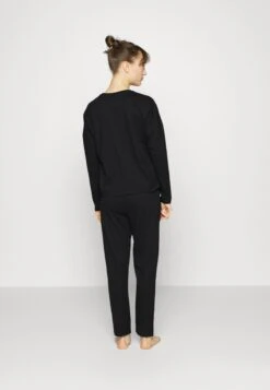 Fila Woman - Pijama - Black -Fila db11460abd6b4d16bad37ca7726ff357