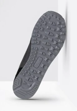 Fila Retronique 22 K - Zapatillas - Black Dark Shadow -Fila df2d0eee335144f692416935a8a6cb48