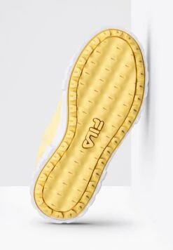 Fila Sandblast - Zapatillas - Pale Banana 11 Fila Sandblast - Zapatillas - Pale Banana -Fila e4b122e9f6d2477fb3b09cdf8f50236a