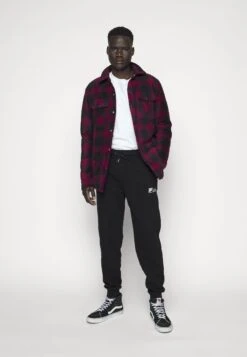 Fila Balbronn Pants - Pantalones Deportivos - Black -Fila e7334cd975a04ffd82e5aff17b80ce79