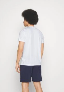 Fila Logo Small - Camiseta Deportiva - White -Fila e98f595aeb82433eb0a2ef3cf1a3700f