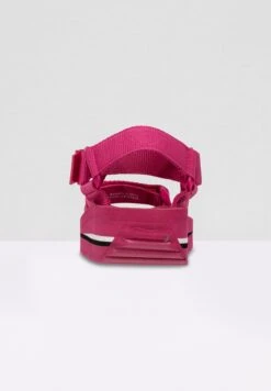 Fila Tomaia- Sandalias De Senderismo - Carmine -Fila eab32e28315b4f73913f89a2253f7673