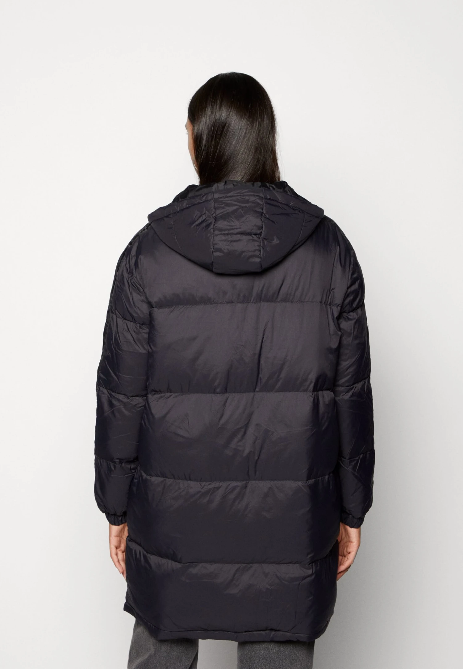 Fila Berislav Long Padded Coat - Abrigo De Invierno - Moonless Night 3 Fila Berislav Long Padded Coat - Abrigo De Invierno - Moonless Night - Imagen 3