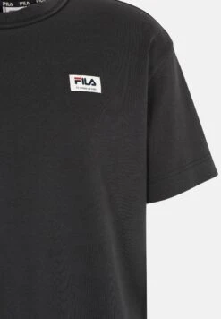 Fila Apparel Taipas Oversized - Camiseta Básica - Moonless Night -Fila f0cea43771fe406589d2de1f888edbf4