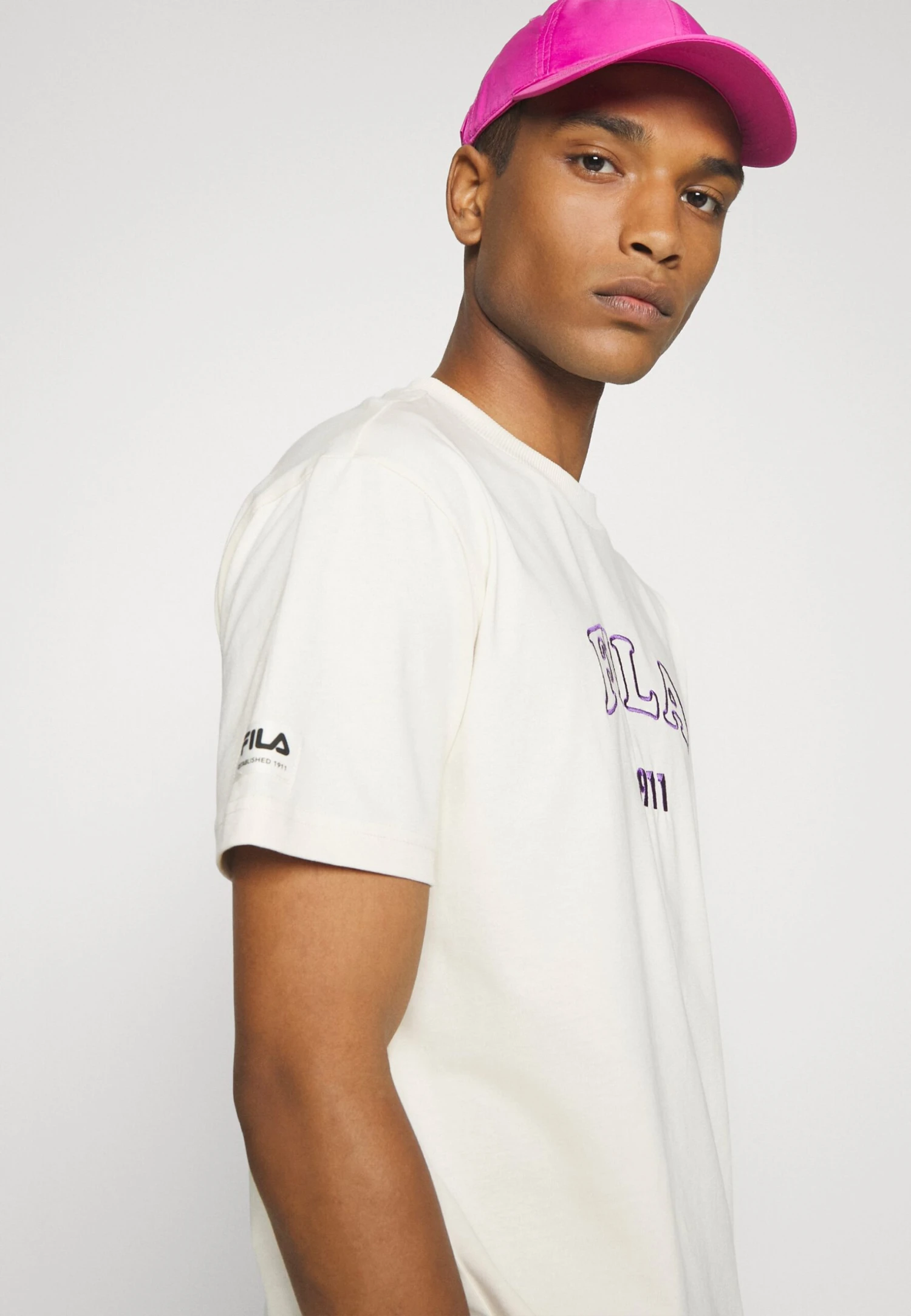 Fila Tripoli Unisex - Camiseta Estampada - Whitecap Gray 5 Fila Tripoli Unisex - Camiseta Estampada - Whitecap Gray - Imagen 5